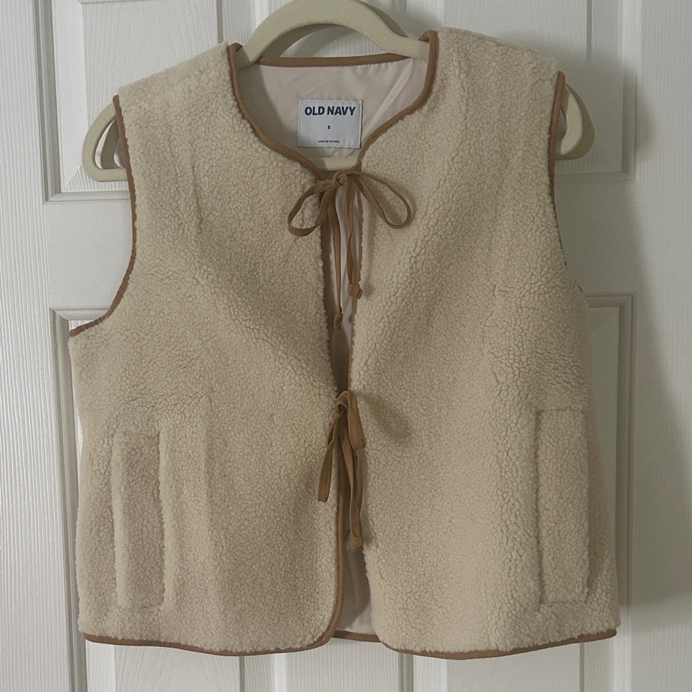 Old Navy Cream Sherpa Vest with Tie Front